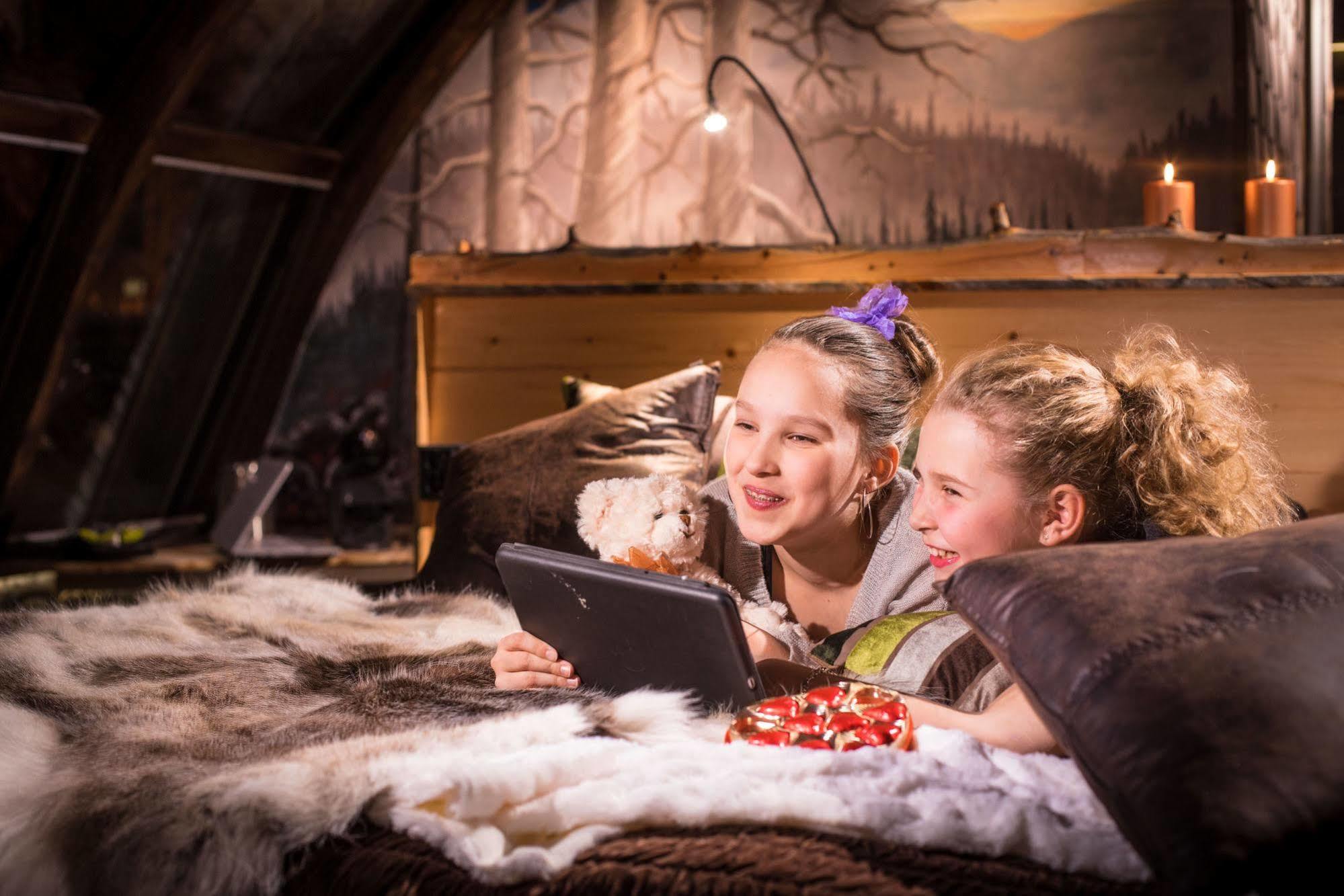 Lapland Northern Lights Hotel Ilveslinna Ranua Esterno foto