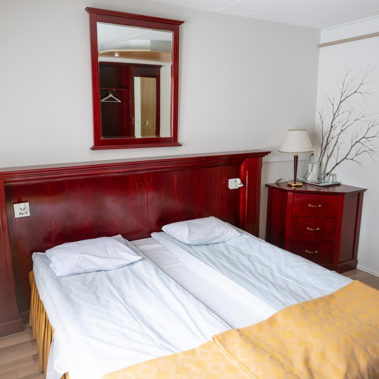 Lapland Northern Lights Hotel Ilveslinna Ranua Esterno foto
